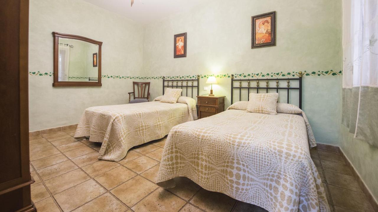 Los Laureles 2 Urda Extérieur photo
